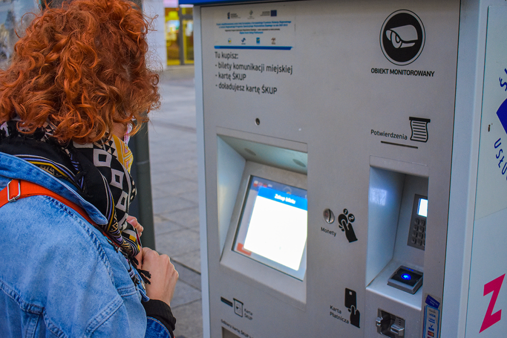 ZTM zamówi niemal 50 biletomatów. Nowe urządzenia trafią do gmin Metropolii