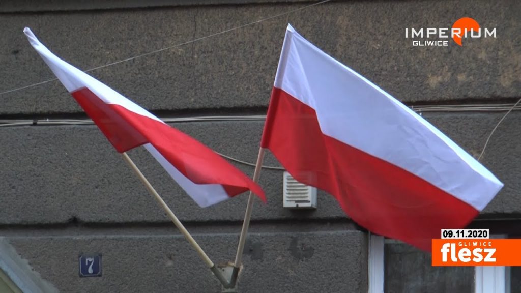 Premier funduje maszty z flagą. Gliwiczanie nie chcą prezentu od władzy?