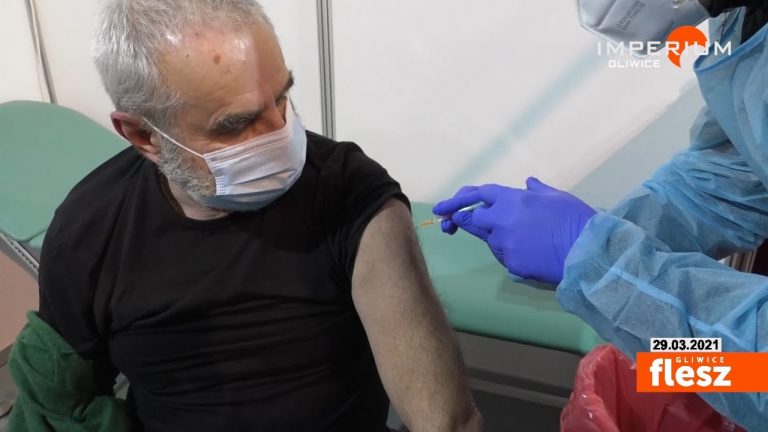 Ruszył punkt szczepień na lodowisku “Tafla” [VIDEO]