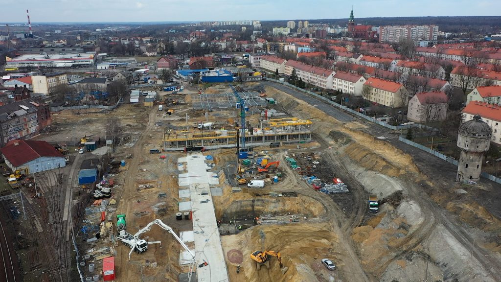 Uwaga kierowcy, zmiany na Tarnogórskiej w związku z powstającym centrum przesiadkowym