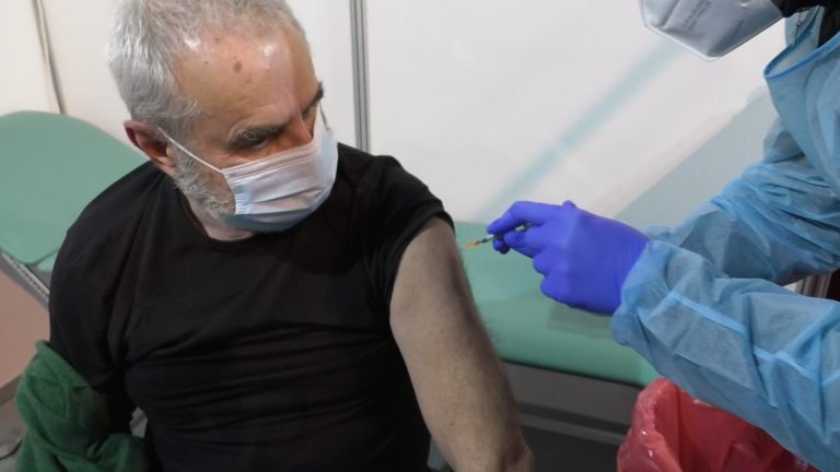 Punkt na lodowisku “Tafla” przyśpieszył program szczepień