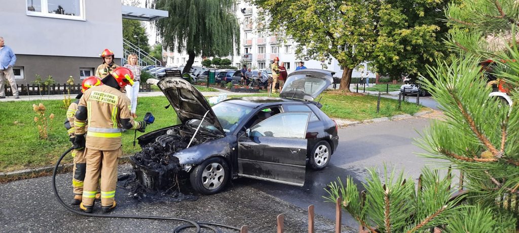 Auto stanęło w płomieniach. To samozapłon mówią strażacy