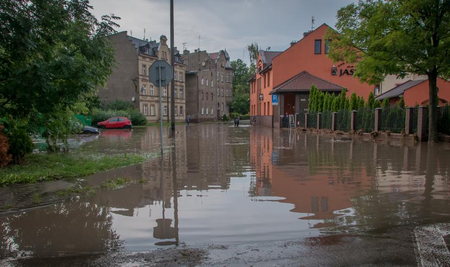 3 pomysły na deszczówkę w miastach. A jak zrobią to Gliwice?