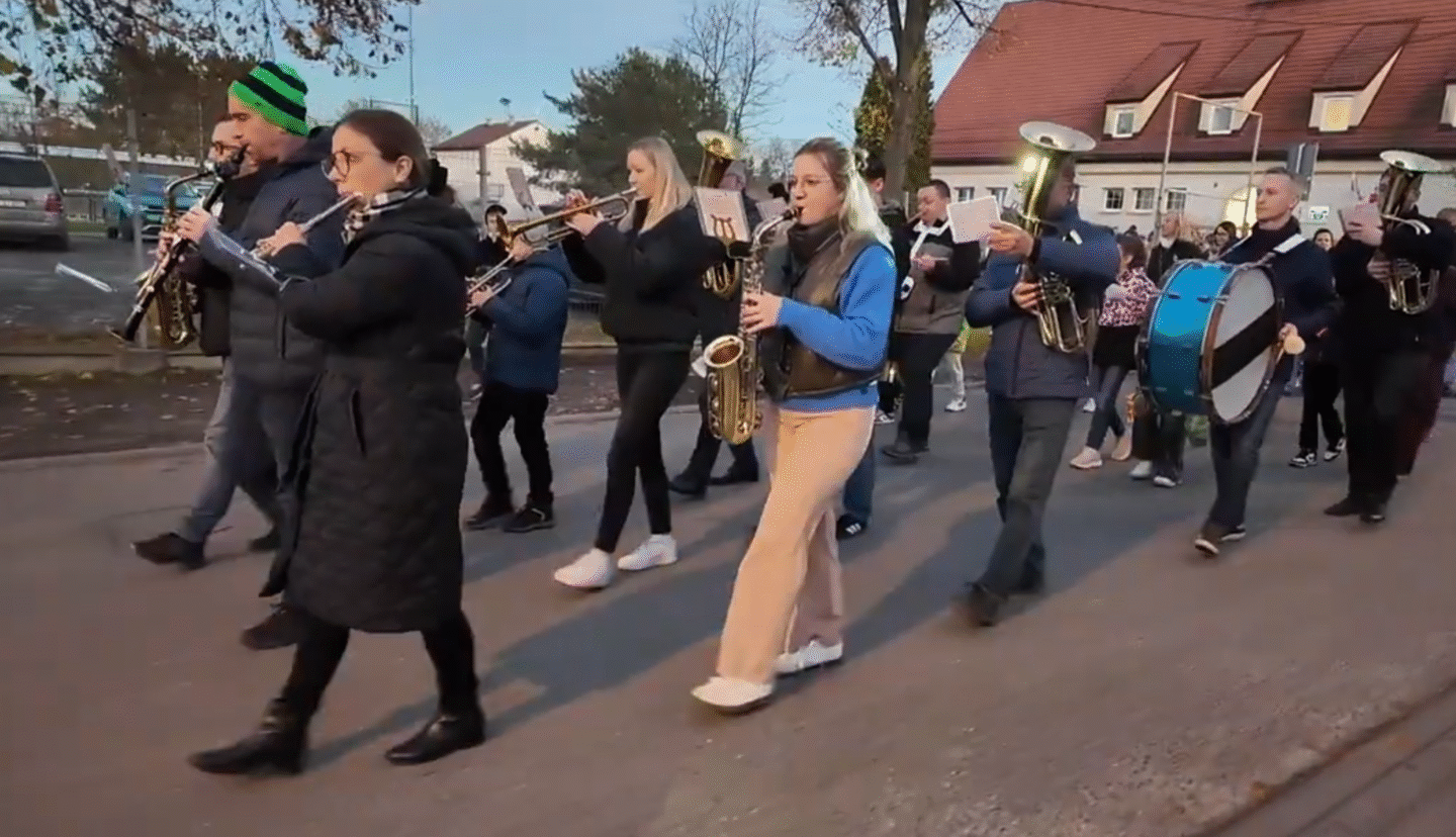 Marsz Św. Marcina przeszedł ulicami Brzezinki