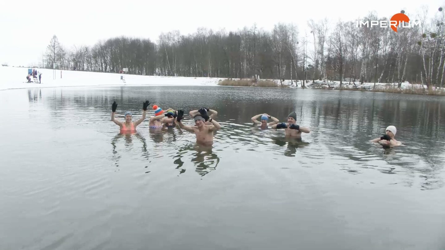 Morsy i foczki przywitały Nowy Rok w Czechowicach