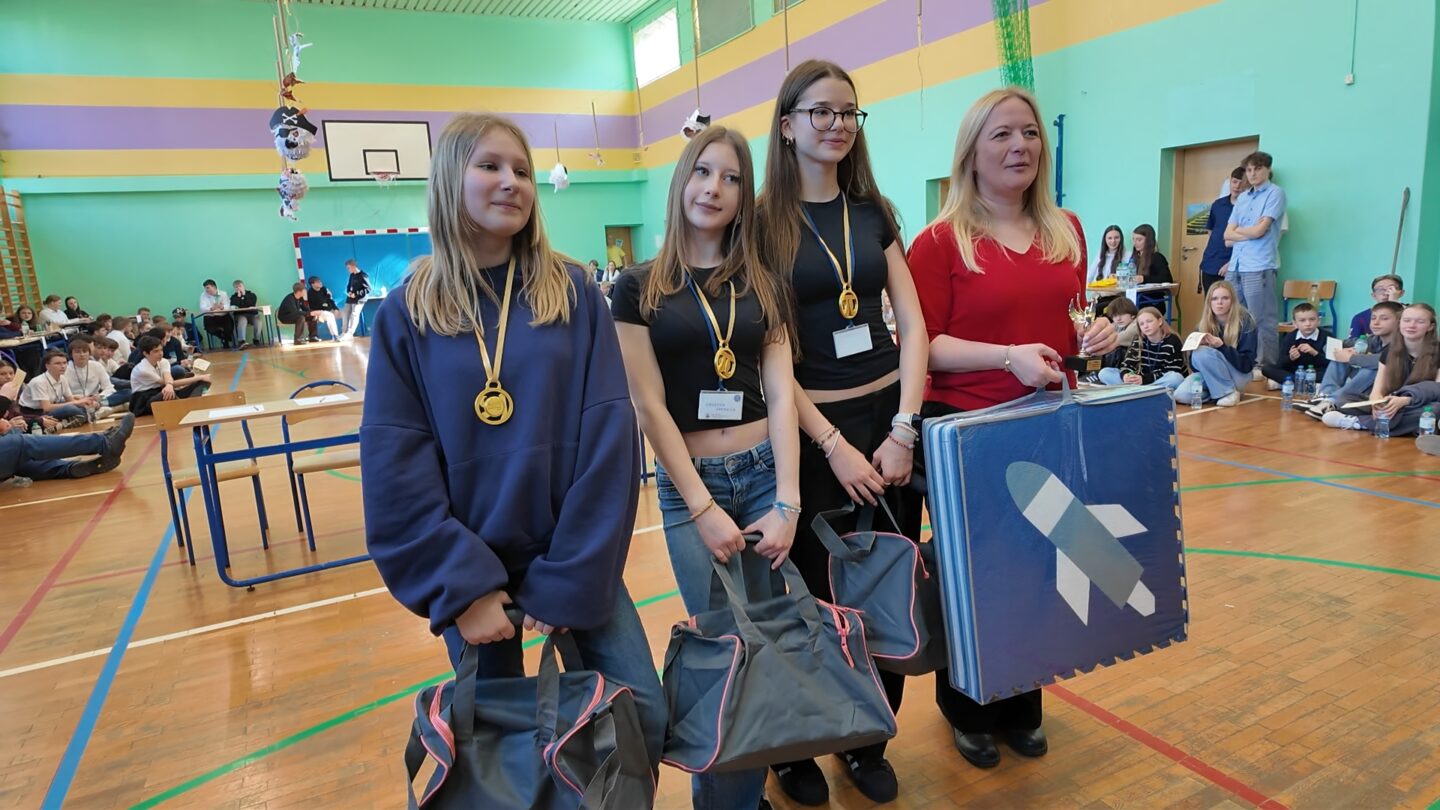 Matematyczne wyzwania w Sośnicy. Konkurs liczby π w SP 21