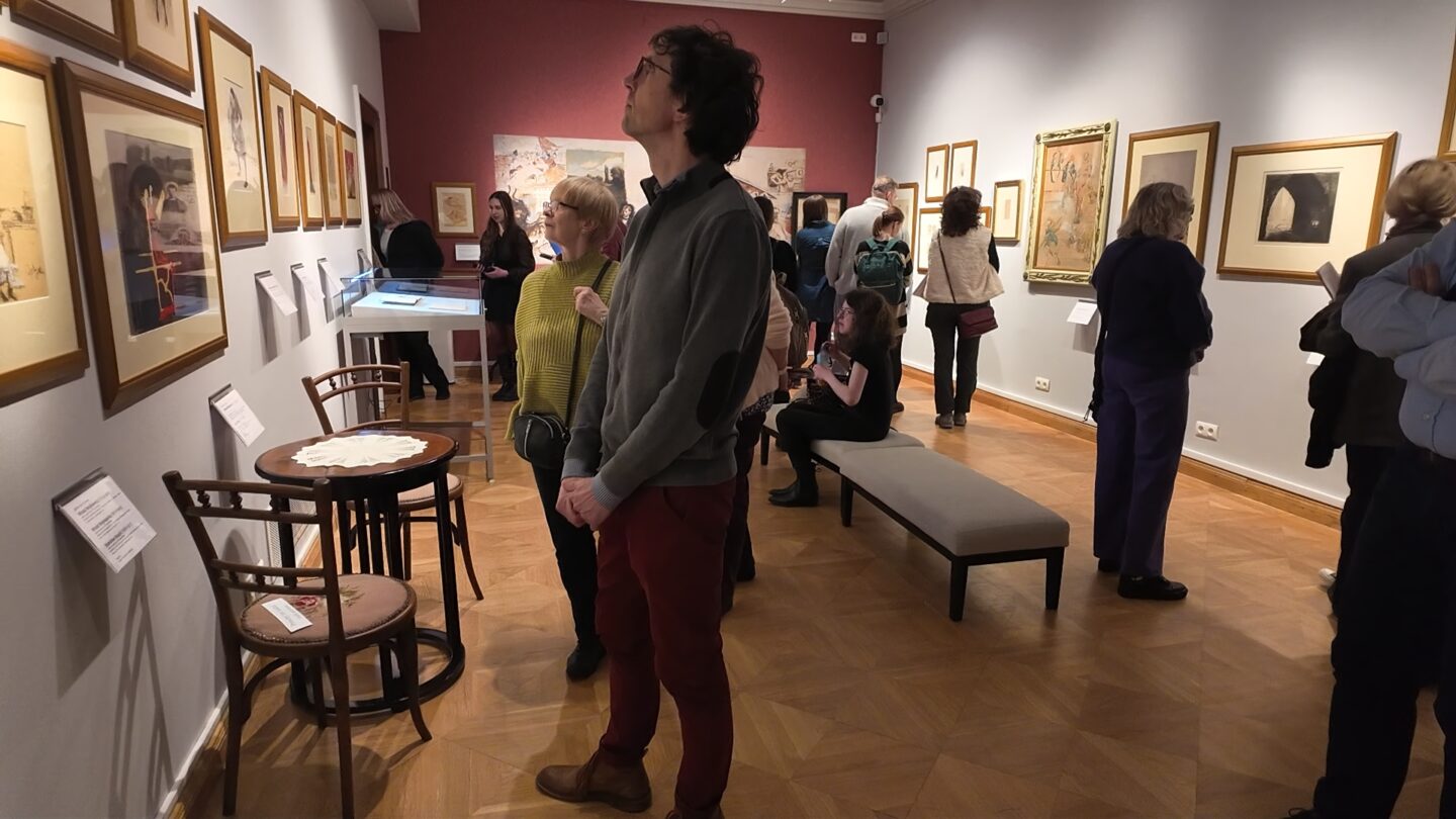 Kawiarnia sprzed wieku ożyła w Gliwicach. Nowa wystawa w Willi Caro