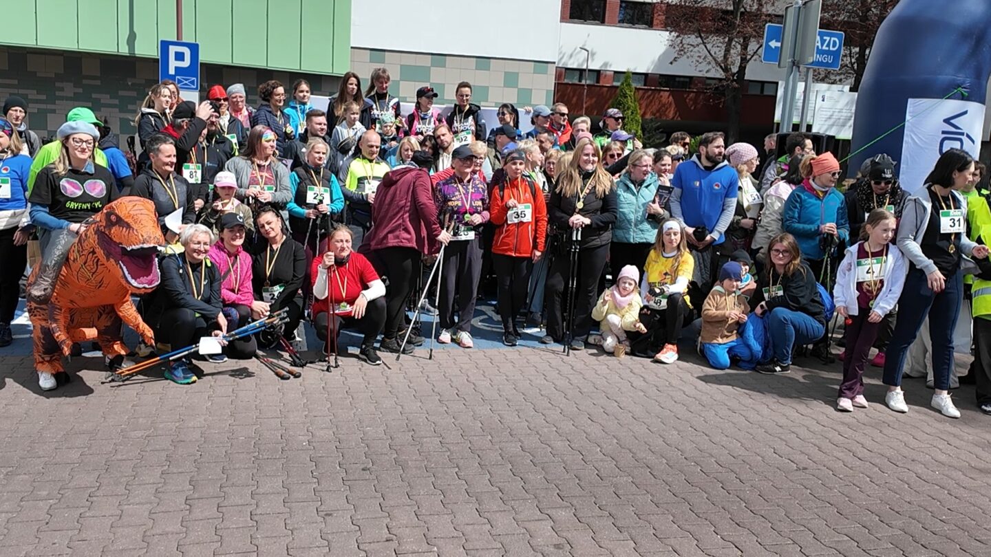 Setki osób przeszły „5 km Dobra” dla gliwickiej onkologii
